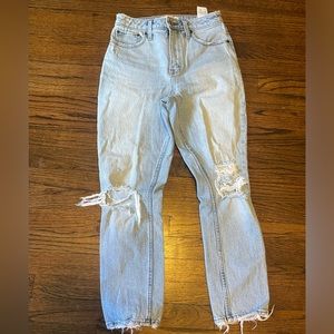 Abercrombie & Fitch Curve Love Mom Jean